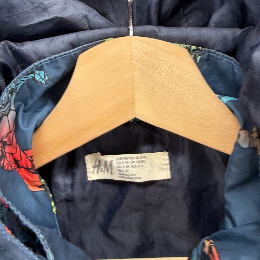 H&M Jacket Toddler Boys 3/4T Blue Marvel Print Full Zip Hooded Long Sleeve - Picture 3 of 4